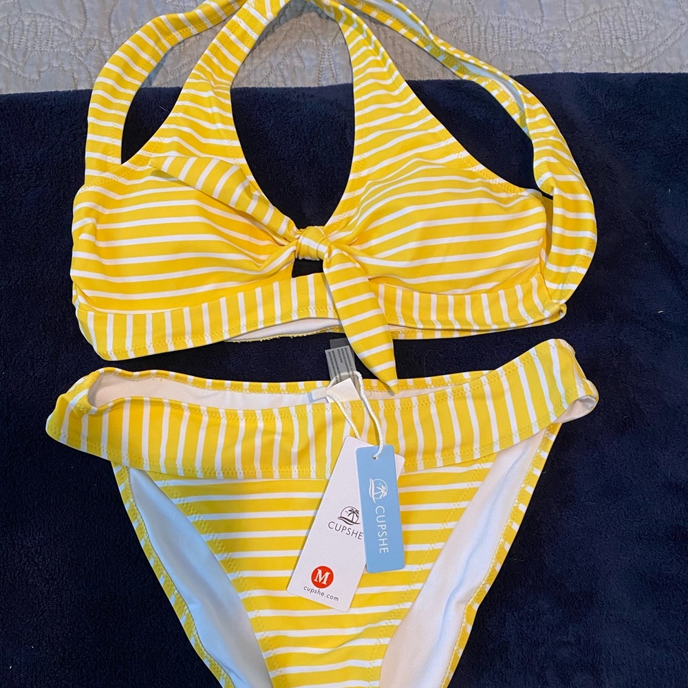 New with tags- Yellow/white striped bikini